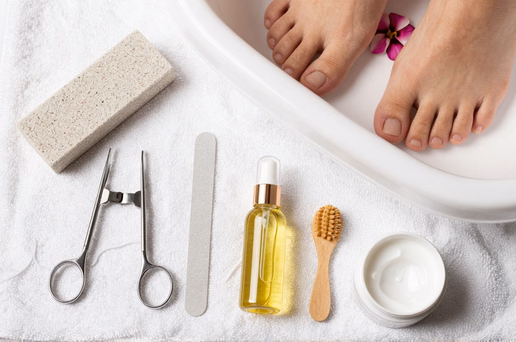 Kit de pédicure à domicile avec bassine, pierre ponce, lime et huile cuticules